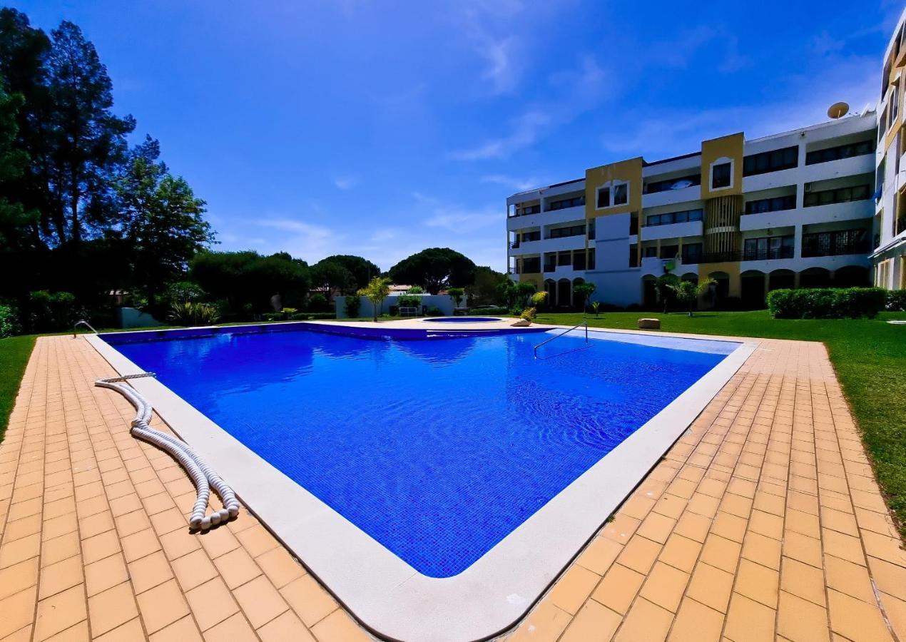 Flh Vilamoura Summer Flat With Pool Екстер'єр фото